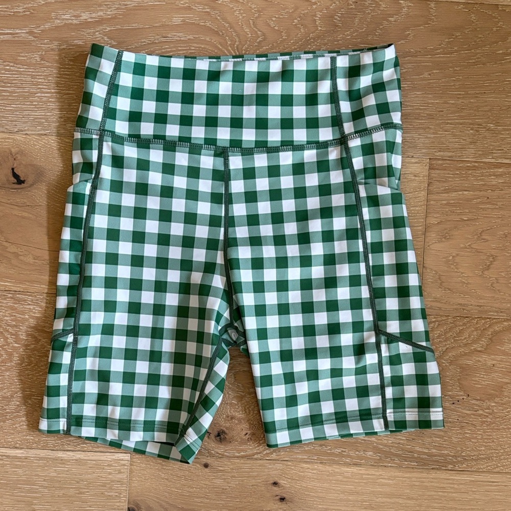 Tuckernuck Sport Trellis Gingham Green White Biker Athletic 6" Shorts Size S